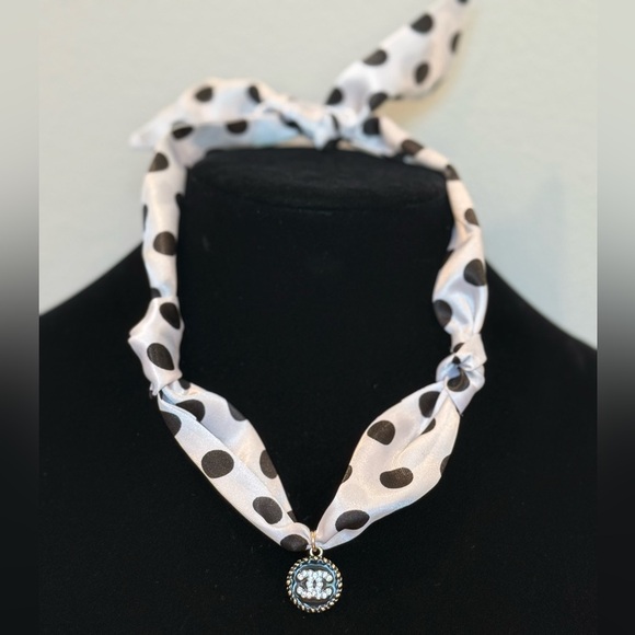 Polka Dot scarf Necklace w/ stamped zipper pull - Picture 1 of 3